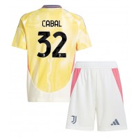 Camiseta Juventus Juan Cabal #32 Segunda Equipación Replica 2024-25 para niños mangas cortas (+ Pantalones cortos)